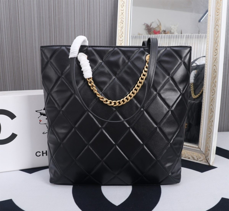 Ch**el shopping bags